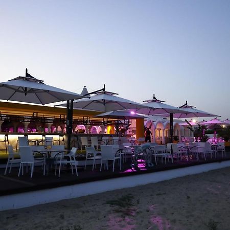 The Mirage Resort & Spa Hammamet Eksteriør bilde Beach bar in Rimini