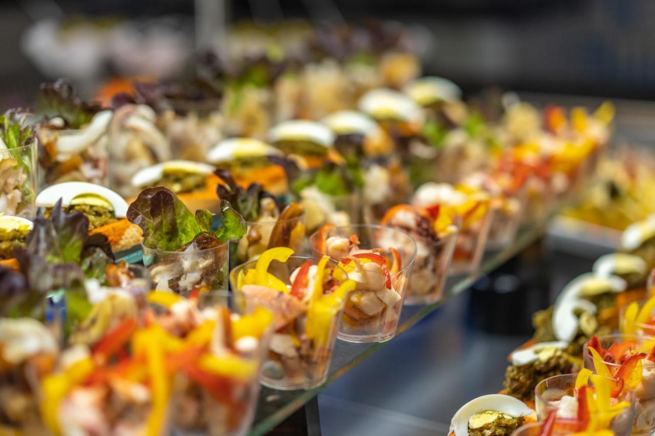 The Mirage Resort & Spa Hammamet Eksteriør bilde A selection of tapas