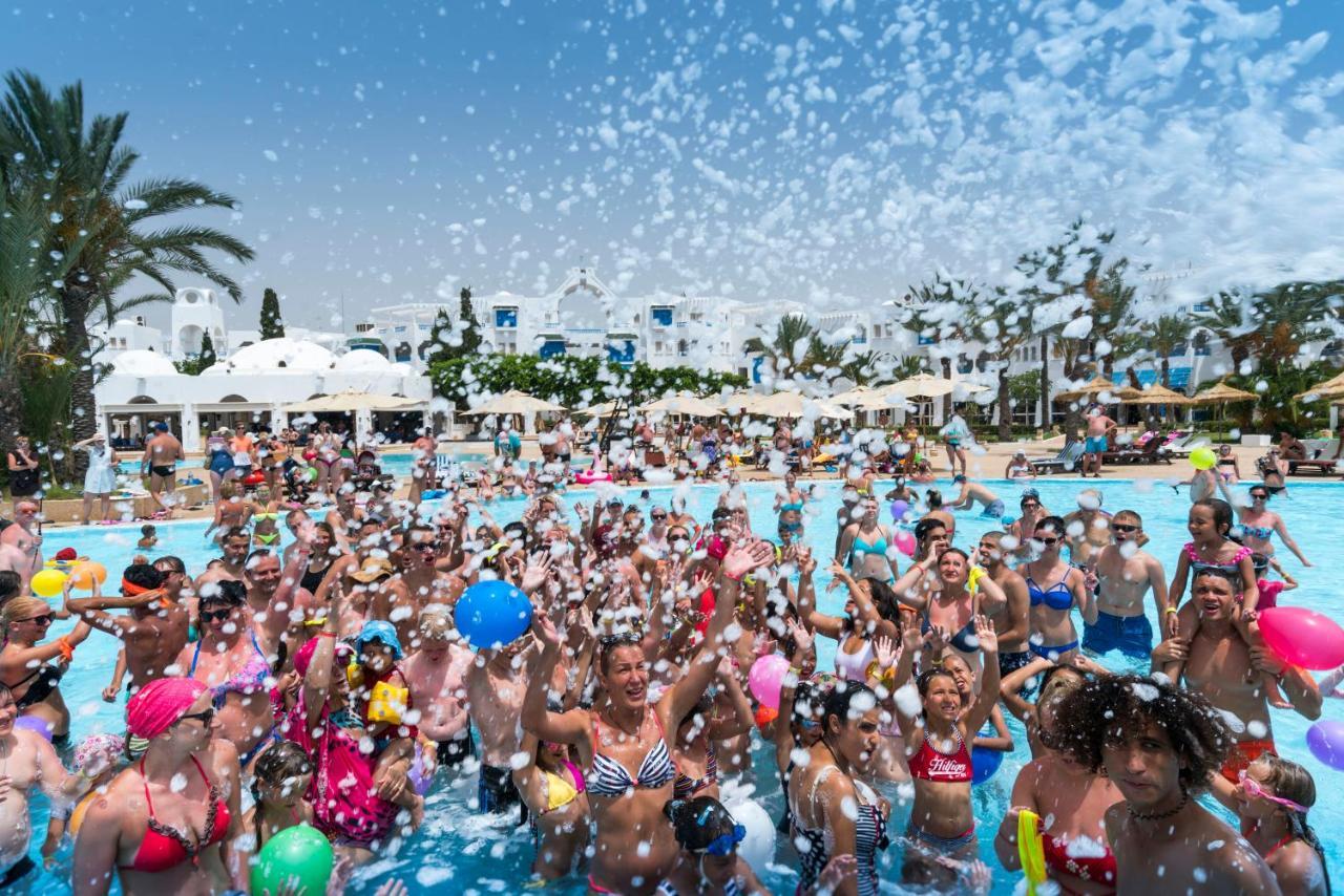 The Mirage Resort & Spa Hammamet Eksteriør bilde The Bubble Pool Party at the Hard Rock Hotel